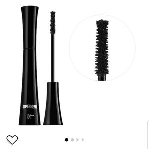Superhero mascara ~ it Cosmetics in Super Black